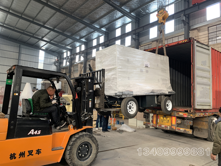 ���Ͱl(f��)늙C�b܇