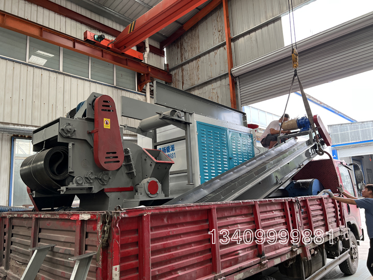 ����ľм���K���͙C(j��)һ���b܇�l(f��)��