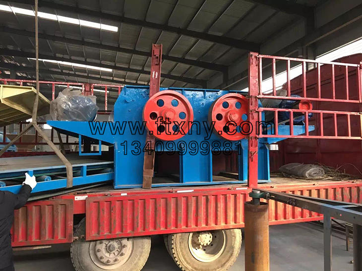 �������C����C